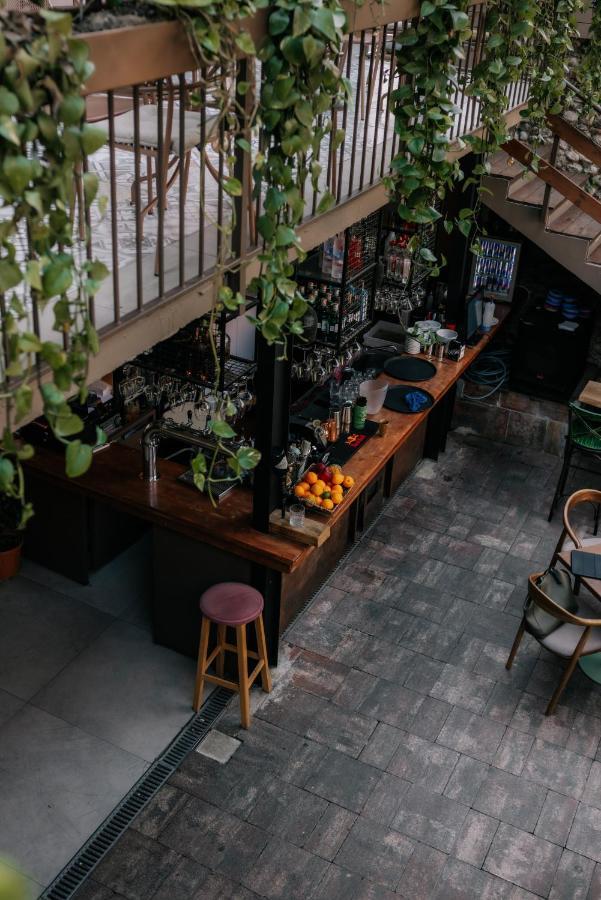 Bed Station Hostel & Bar Shkoder Exterior photo